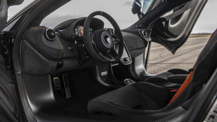 Интерьер McLaren 600LT HPE1000 by Hennessey 2019 года  (фото 21 из 34)